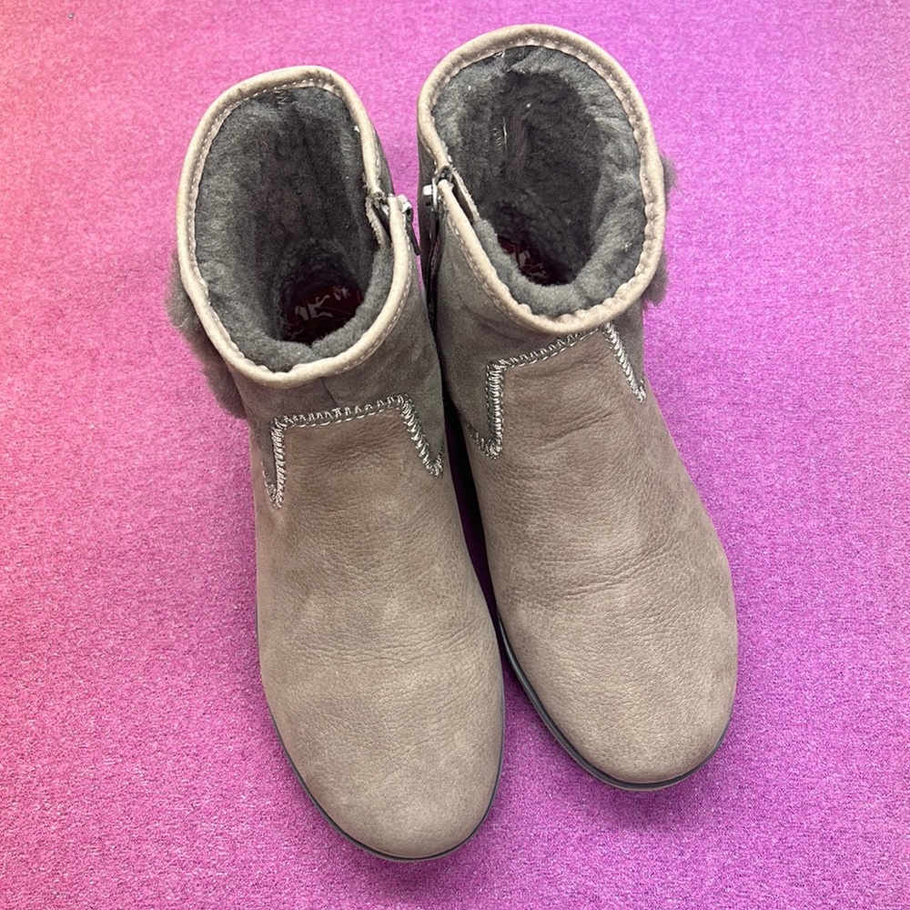Pāʻina Hulu Shearling Boot